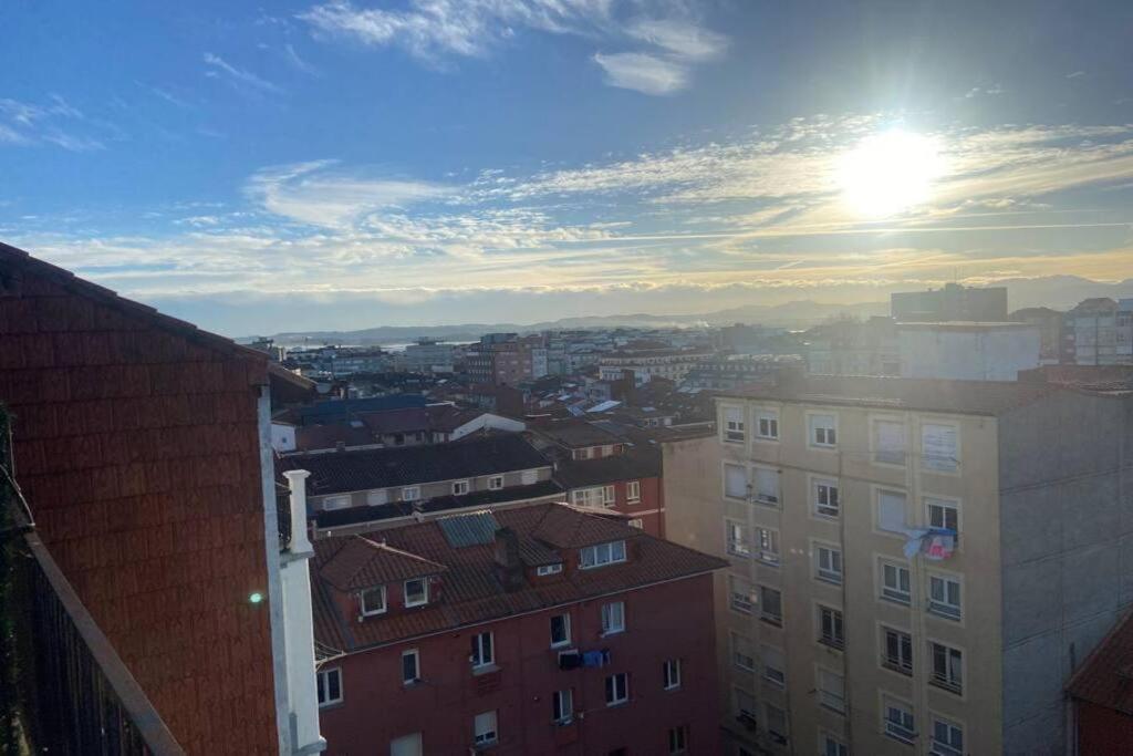 Acogedor Loft Con Vistas A La Ciudad Apartman Santender Kültér fotó